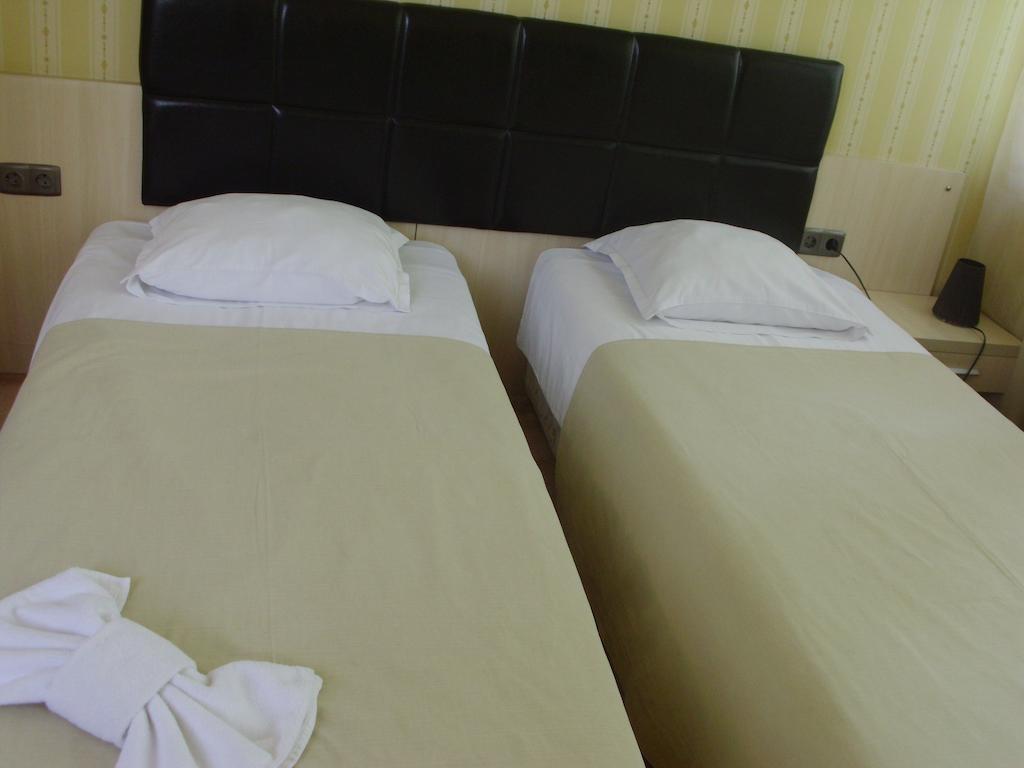 Eski Zaara Hostel Стара-Заґора Номер фото
